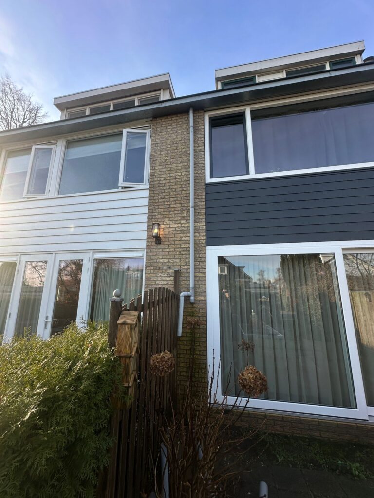 Pvc-hemelwaterafvoer-vervangen-zinken-hemelwaterafvoer-Purmerend