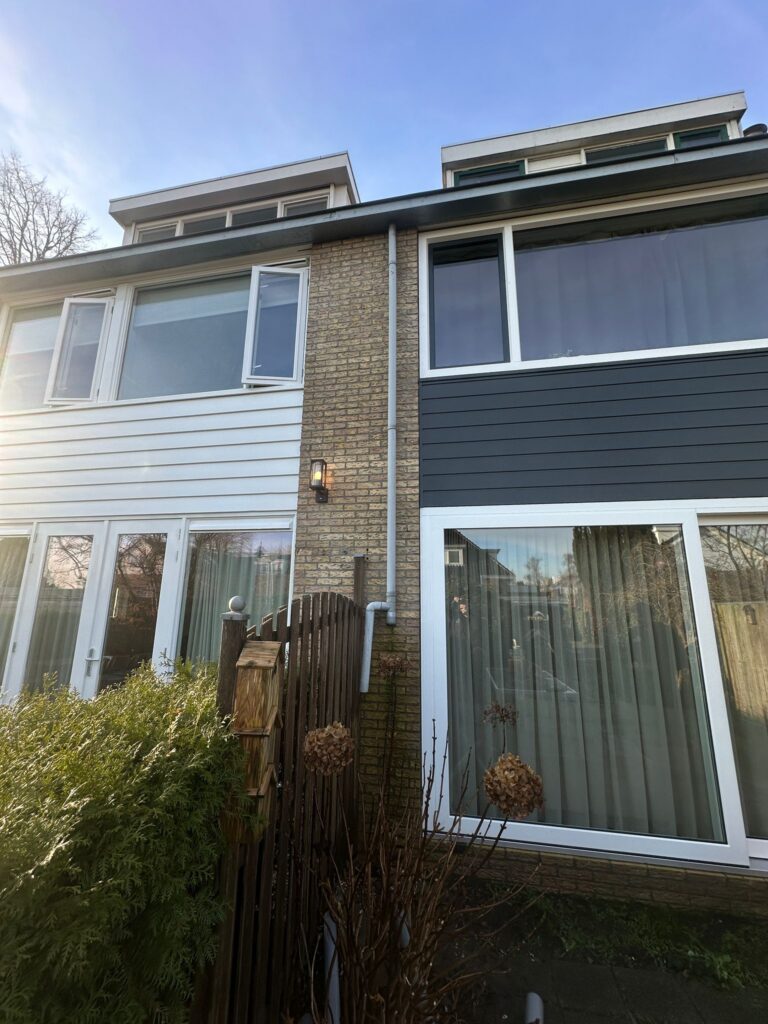 Pvc-hemelwaterafvoer-vervangen-zinken-hemelwaterafvoer-Purmerend